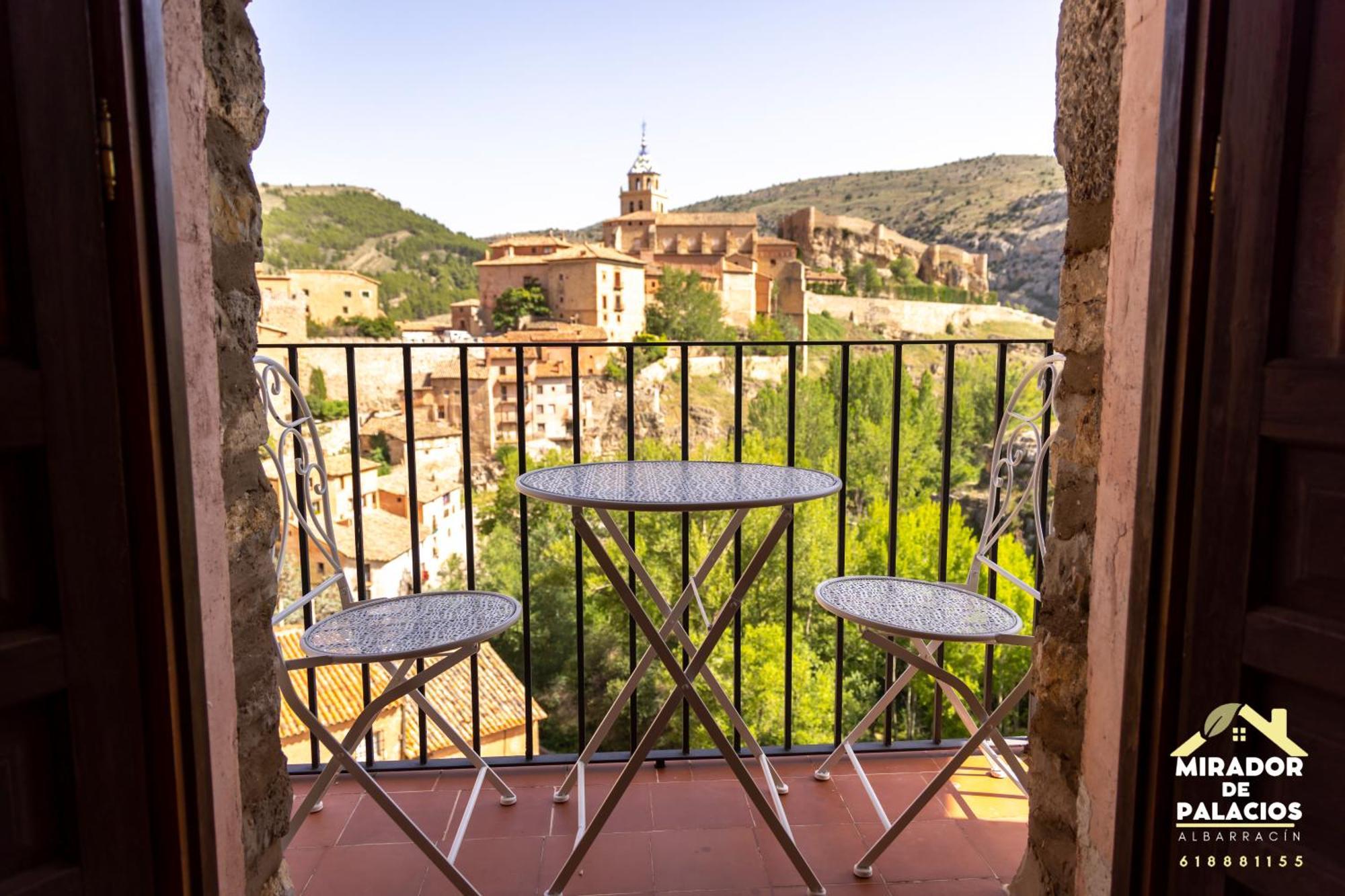 Mirador De Palacios- Centrico Con Vistas Y Parking Cerca Albarracín Exterior foto