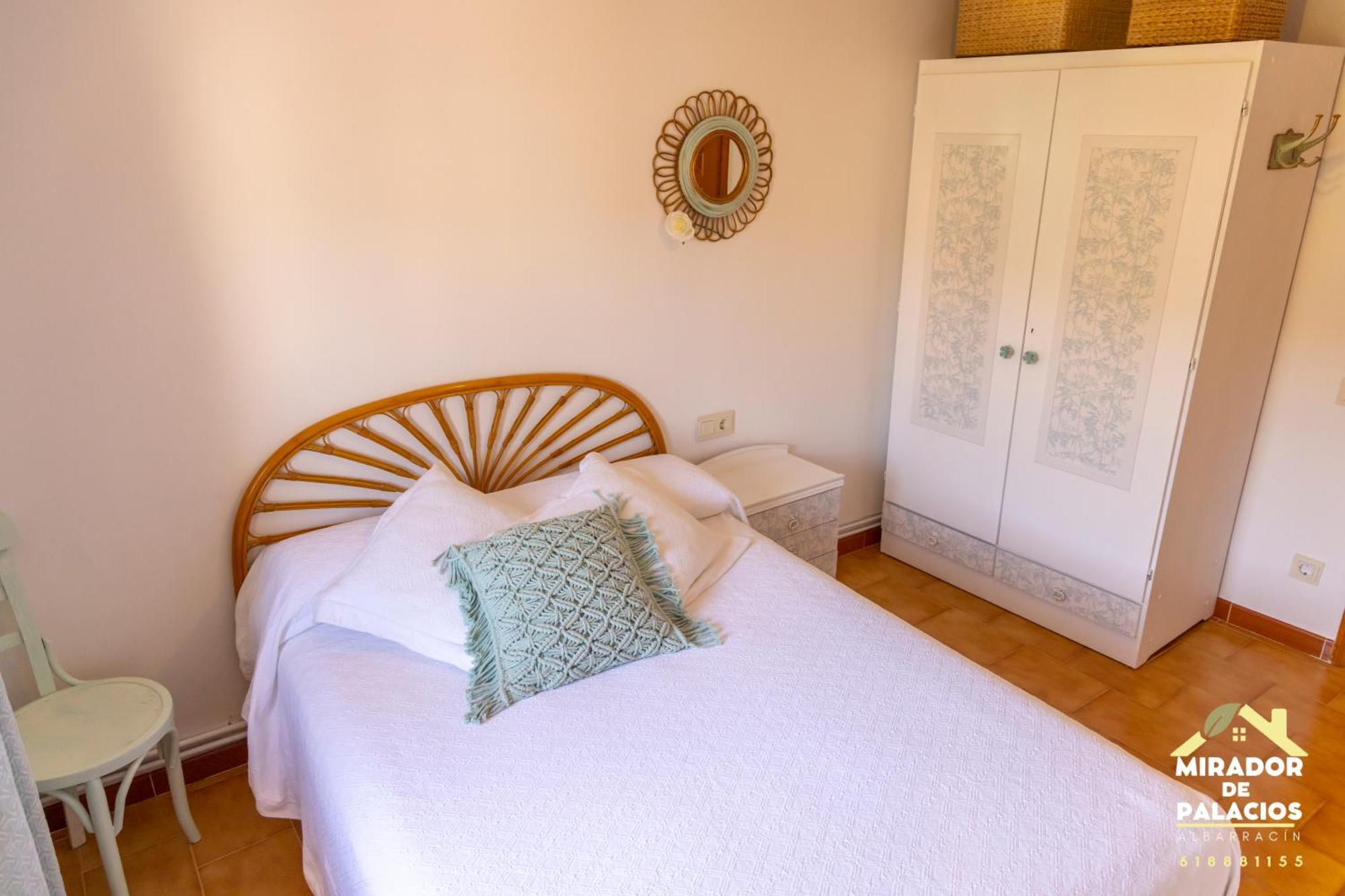 Mirador De Palacios- Centrico Con Vistas Y Parking Cerca Albarracín Exterior foto