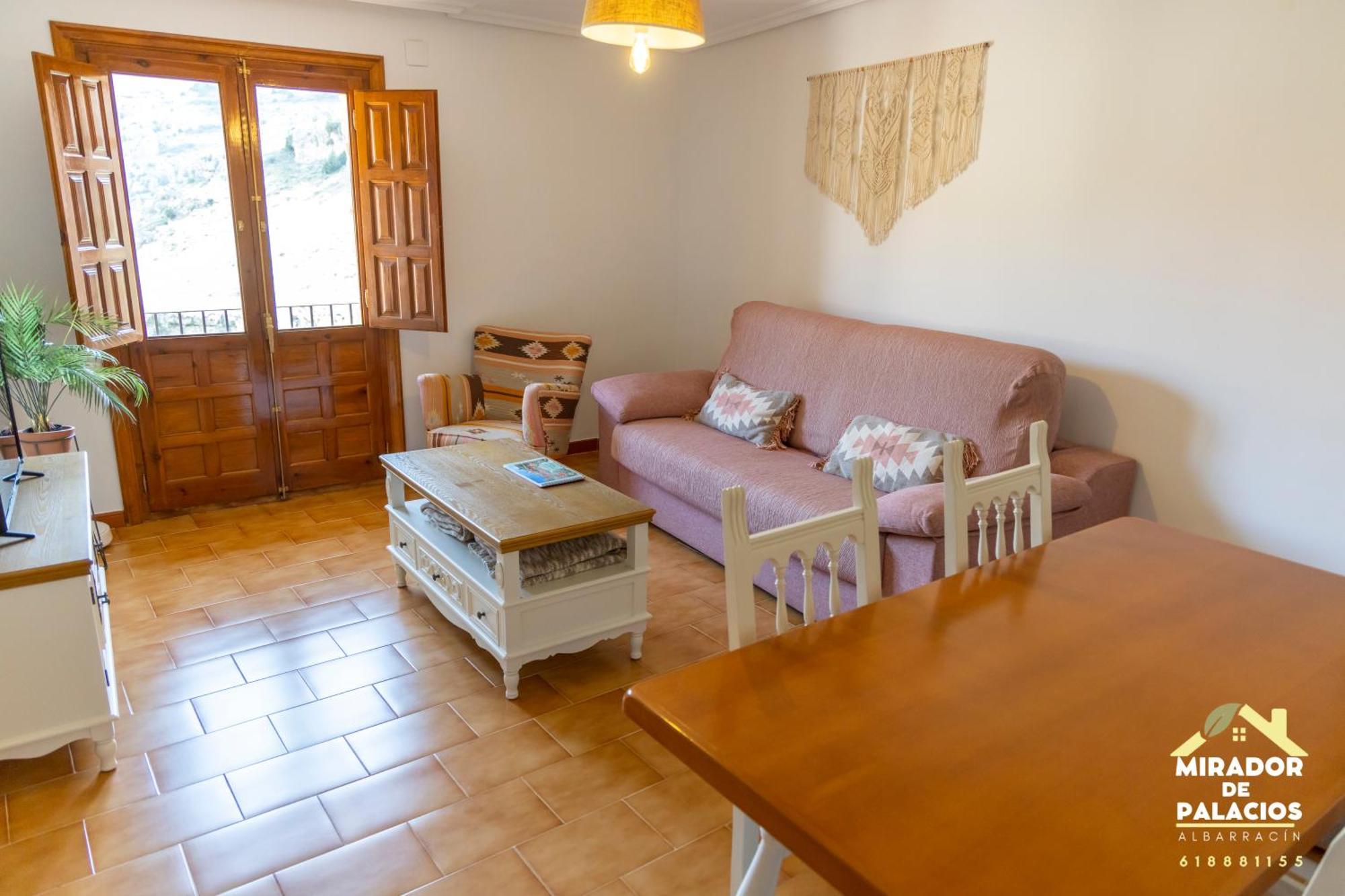 Mirador De Palacios- Centrico Con Vistas Y Parking Cerca Albarracín Exterior foto