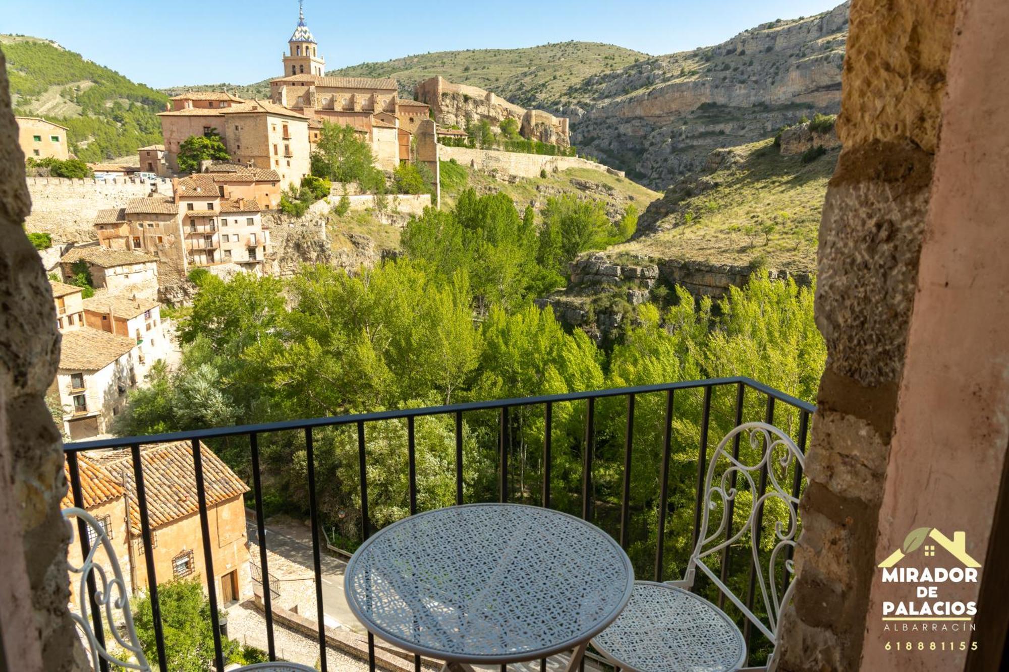 Mirador De Palacios- Centrico Con Vistas Y Parking Cerca Albarracín Exterior foto