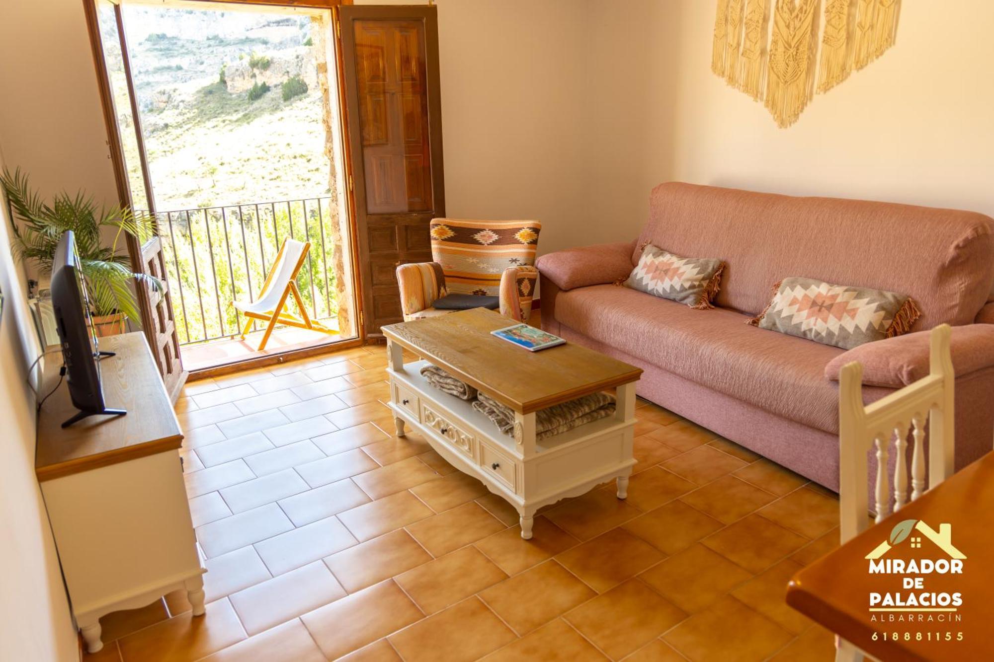 Mirador De Palacios- Centrico Con Vistas Y Parking Cerca Albarracín Exterior foto
